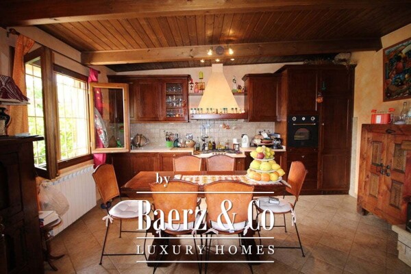 photo 29 Villa for sale 350 m²