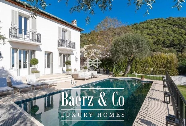 photo 2 Splendid 280 m² mansion in Èze with sea and mountain views