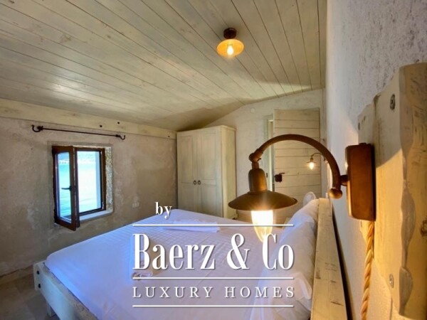 photo 15 Waterfront Beautiful Stone House