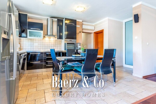 photo 16 Marina, house with 6 apartments with a beautiful view of the sea