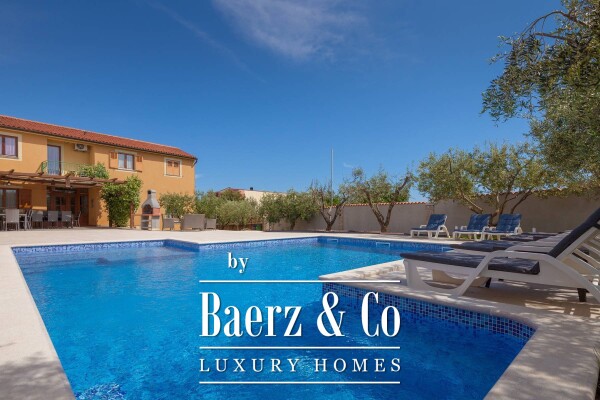 photo 7 Istria, Banjole - spacious residential and commercial holiday house, 750m2, plot 1370m2