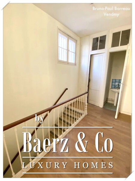 photo 11 STONE BUILDING, PRESTIGIOUS ADDRESS