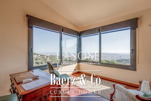 photo 19 Barcelona, Vallvidrera - El Tibidabo i les Planes