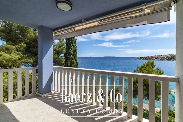 photo 82 Split, Čiovo, modern villa/boutique hotel with 8 apartments, first row to the sea