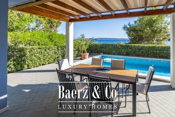 photo 113 Split, Čiovo, modern villa/boutique hotel with 8 apartments, first row to the sea