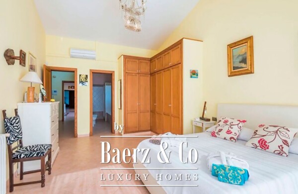 photo 18 LUXURY GRAND VILLA IN TREBALUGER