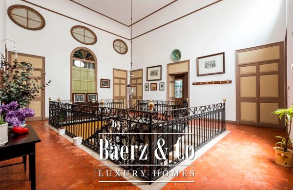 photo 6 LORDLY HOUSE IN THE CENTER OF MAHON