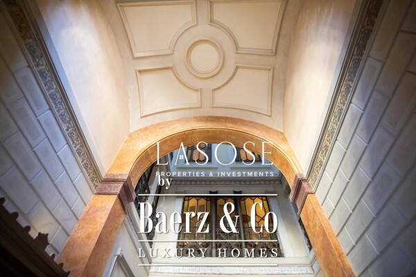 photo 42 Barcelona, Born