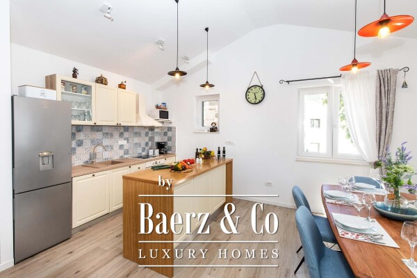 photo 10 Omiš, Borak, house with pool and sea view