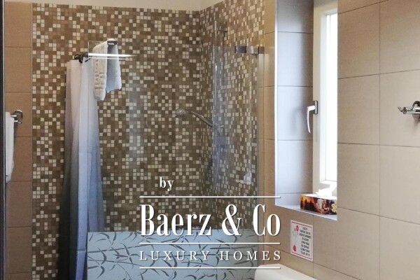 photo 20 Bale, detached house with 3 apartments