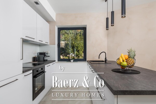 photo 24 Island of Krk, Malinska, luxury villa with two apartments in the first row to the sea