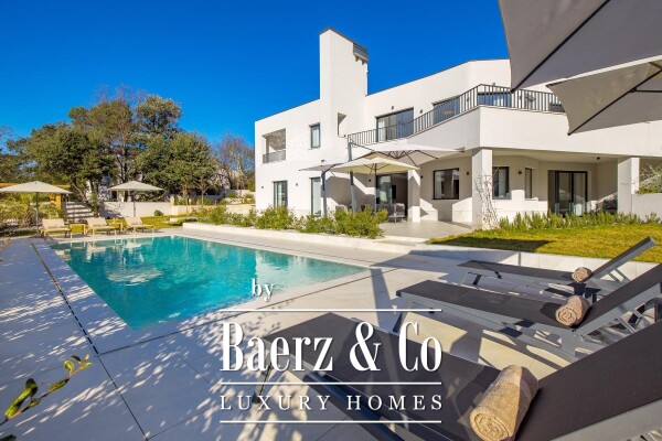 photo 36 Island of Krk, Malinska, luxury villa with two apartments in the first row to the sea