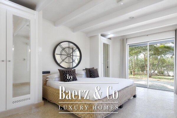 photo 76 Prestigious villa on walking distance to Cala Jondal