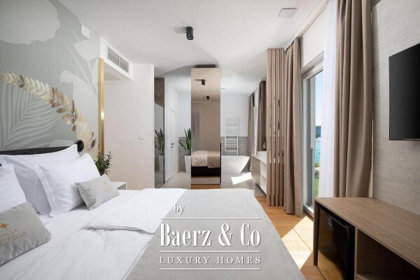 photo 28 Medulin, a beautiful villa of 350 m2, only 6 m from the sea with an fascinating view