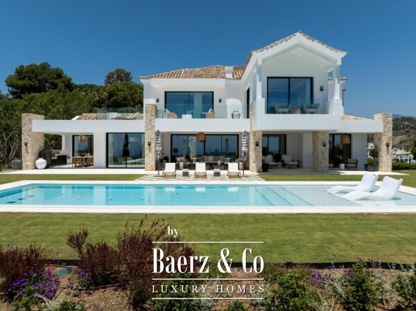 photo 2 Villa - El Herrojo - Benahavis - Ref: 8439