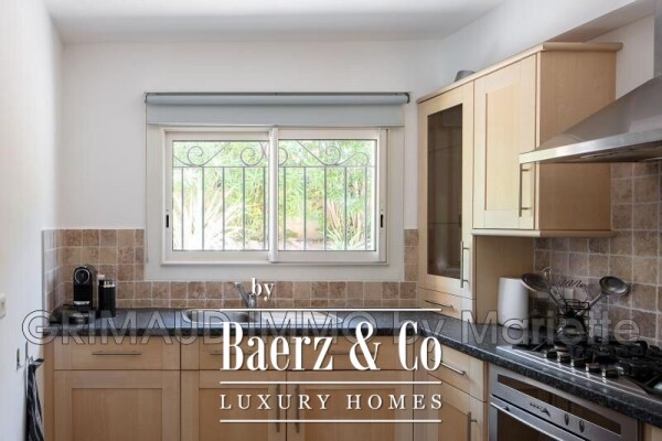 photo 6 Beautiful house divided into 3 apartments, unobstructed view