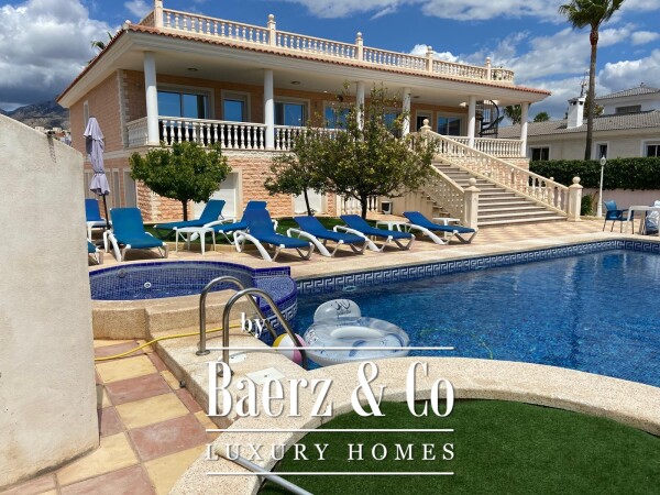 photo 1 Beautiful luxury home in Alfaz del Pi