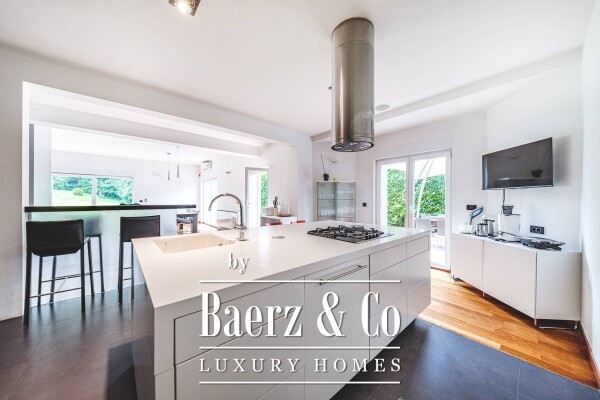 photo 7 Zagreb, Šestine, luxury villa with a spacious garden and swimming pool