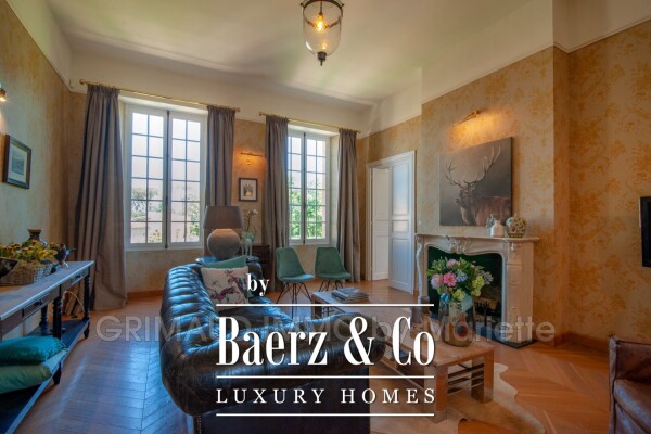 photo 12 property on 24 ha with lake, stable and several houses