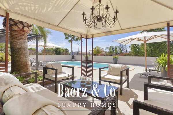 photo 2 Two houses with pool and ETV Vacation Rental License