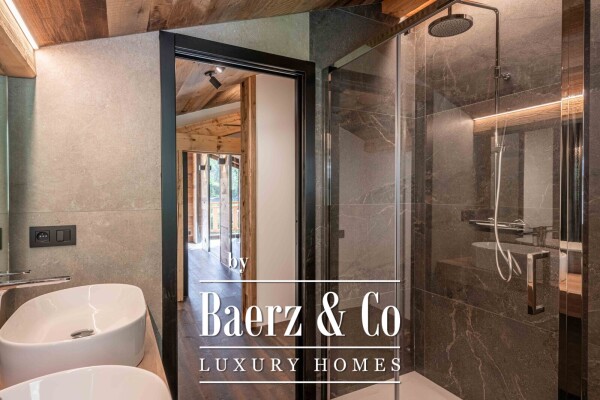 photo 10 SPLENDID FULLY RENOVATED CHALET WITH INDOOR SWIMMING POOL