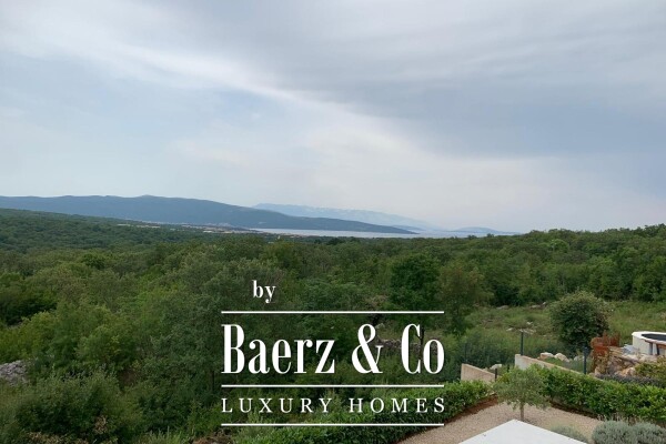 photo 24 Krk, luxury villa of 260m2 on a plot of 885m2