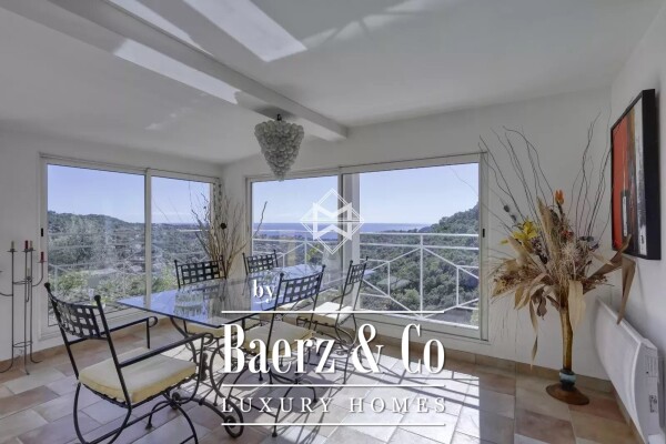 photo 8 Villa with beautiful sea view quiet area