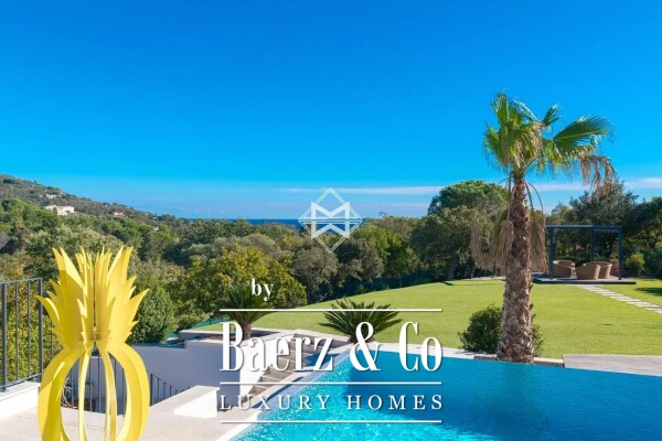 photo 4 Luxury villa - Beautiful open view over the sea and the surrounding nature