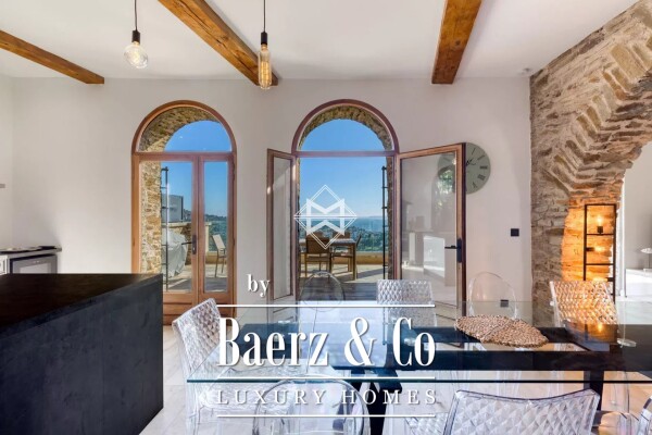 photo 8 Charming renovated Villa with sea View