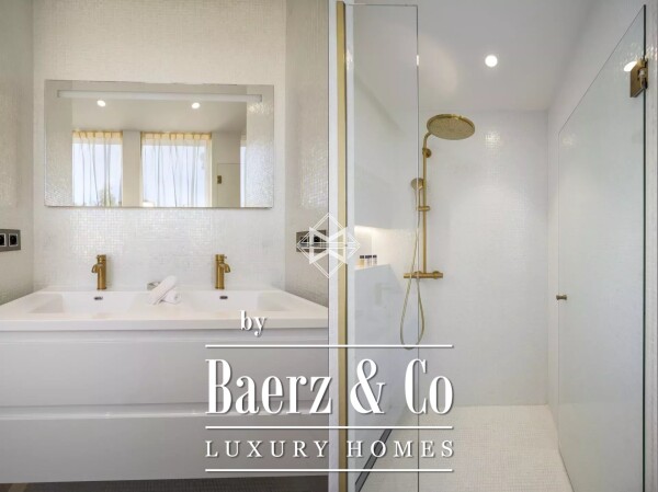 photo 13 Property in a domain with sea view at walking distance from the beach