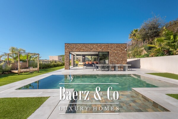 photo 3 Contempory luxury Villa