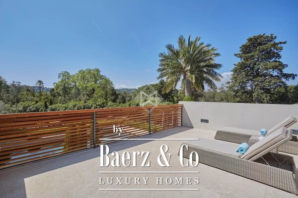 photo 13 Property in a waterfront area