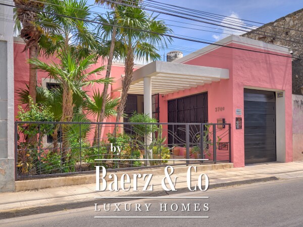 photo 20 Villa Rosa - Perfection in Santa Ana district, 3 bedroom + garage