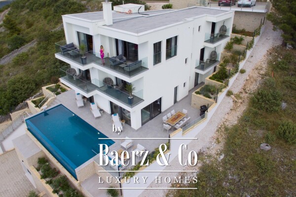 photo 19 Rogoznica, Zatoglav, luxury villa with a swimming pool, 330 m²