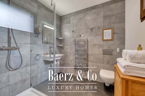 photo 21 BEAUTIFUL 7 BEDROOMS CHALET - CLOSE TO THE CENTER