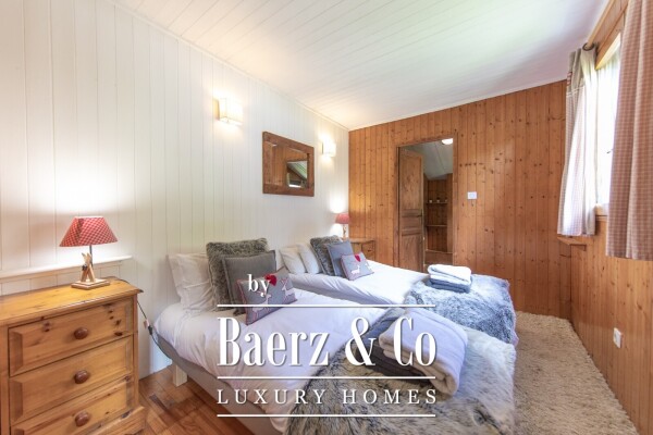 photo 19 AUTHENTIC 4-BEDROOM CHALET - CLOSE TO SKI LIFTS