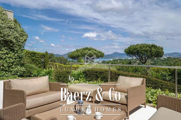 photo 4 Prestigious Villa in Les Marres – Sea View, eature and elegance