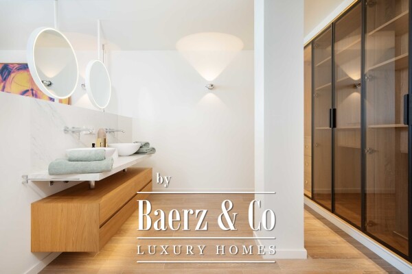 photo 15 Modern Penthouse with sea views and rooftop Pool