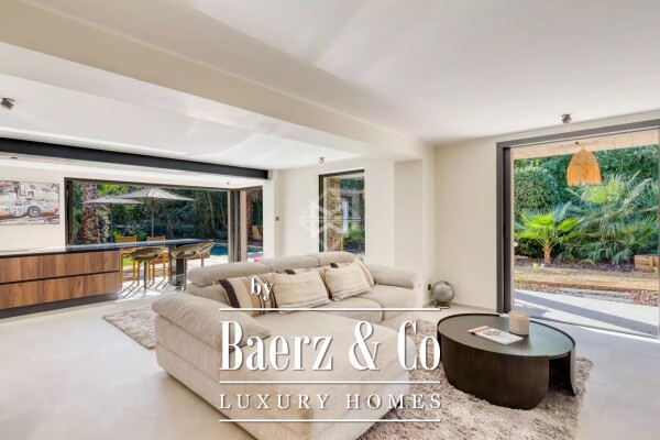 photo 8 Gigaro - Walking Distance to the Beach - Private Estate - Turnkey Villa