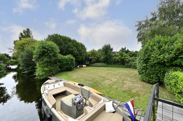 photo 23 Groenlandse kade 63