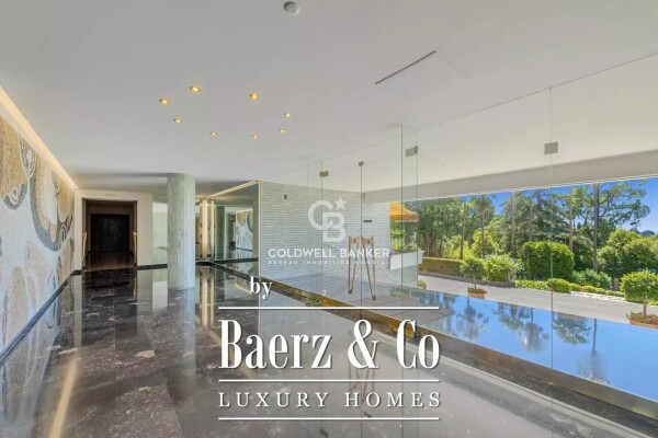 photo 13 Exceptional Apartment with Panoramic Sea View in a Prestigious Residence – Cannes Californie