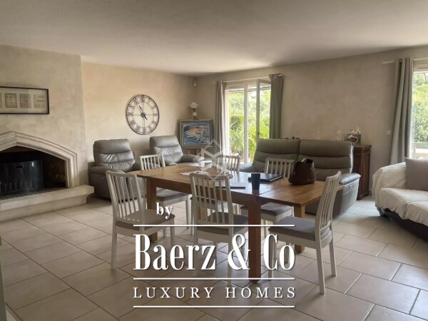 photo 4 Near Valbonne, in an closed estate