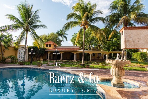 Video Street 15 #106 x 20 and 22 Itzimná colony 106