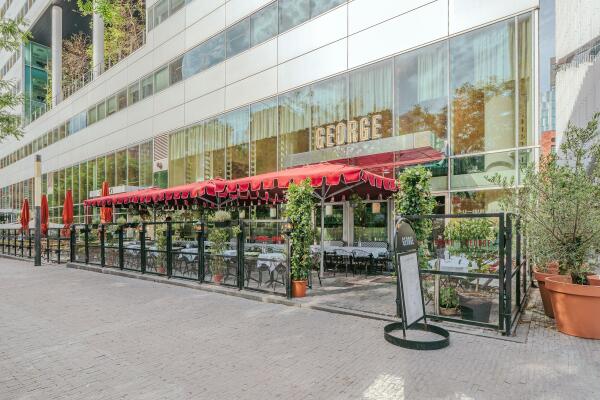 photo 32 Gustav Mahlerlaan 132