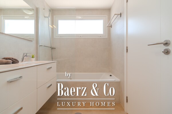 photo 25 Wonderfull villa in gated community Playa Paraíso, Tenerife