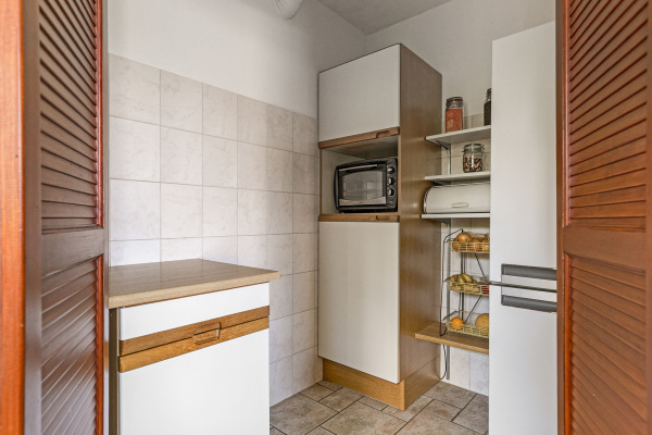 photo 13 Douwes Dekkerlaan 80