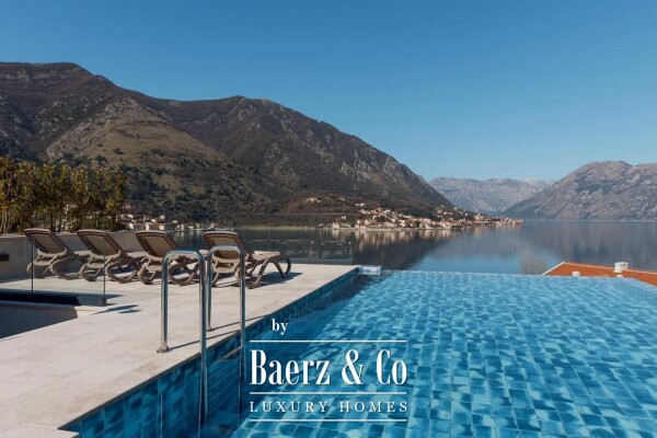 photo 6 Apartment in Kotor with a Pool and a Panoramic Sea View