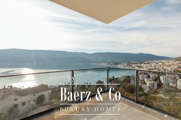 photo 5 Apartment in the Center of Herceg Novi with a Sea View