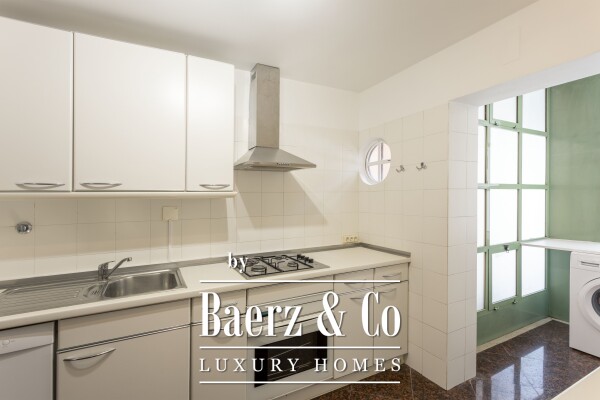 photo 13 T3 Duplex  Condominium with pool in Principe Real