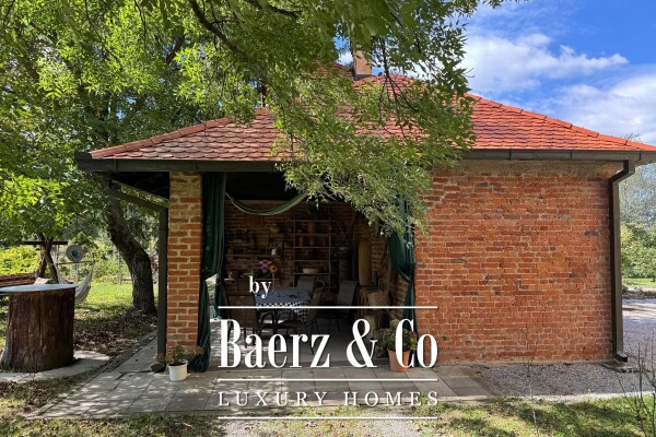 photo 8 Slavonski Brod, Grabarje – Residential-commercial building in a peaceful location